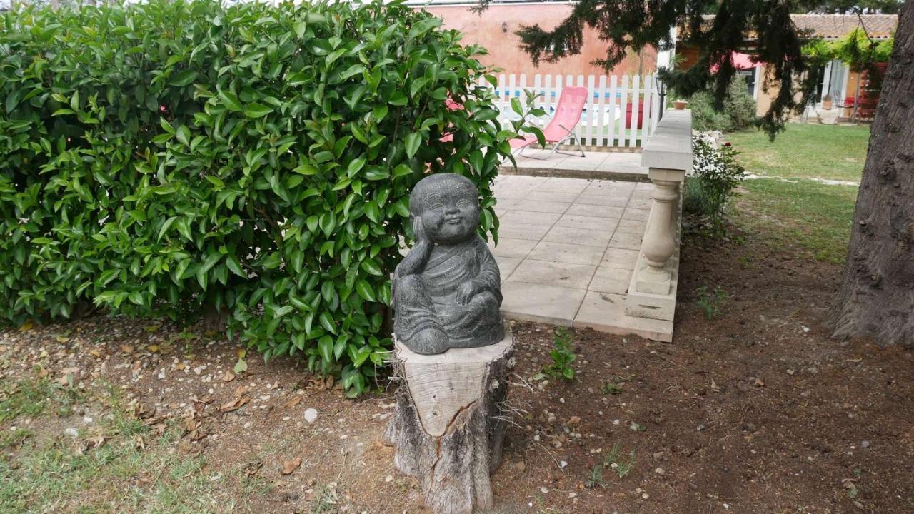 Mas Maurane-Roulotte Avec Spa Prive Aux Portes D'Arles Tarascon Zewnętrze zdjęcie