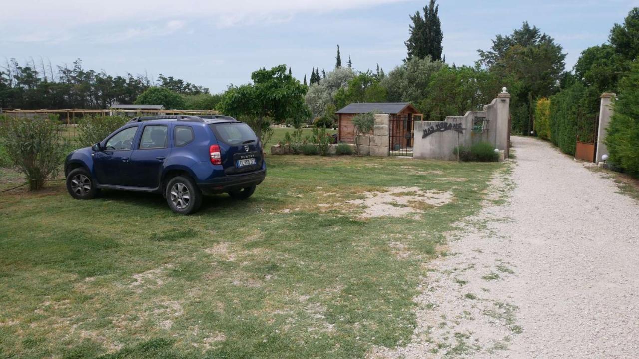 Mas Maurane-Roulotte Avec Spa Prive Aux Portes D'Arles Tarascon Zewnętrze zdjęcie